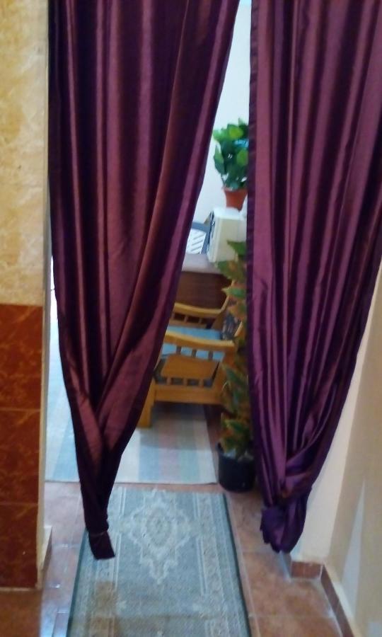 Zahrate Elfirdaos للرجال فقط * Alexandria